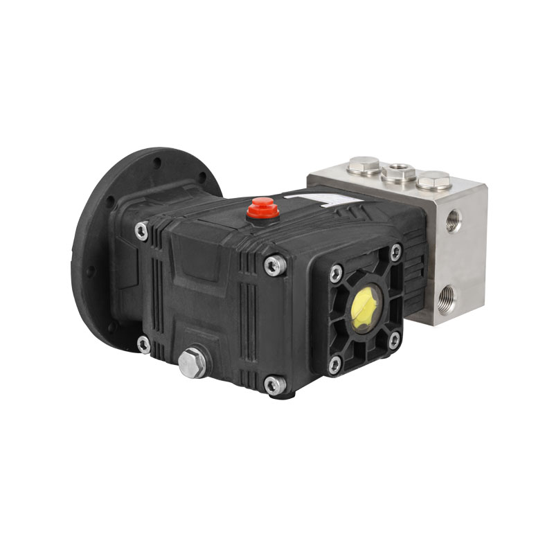 Pompa a stantuffo ad alta pressione ad alta temperatura in acciaio inossidabile con getto di fogna da 15 lpm 100 bar con motore JPBF-C1310